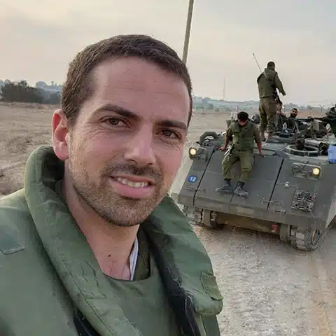 David Salomon, Miluimnikim co-founder, on reserve duty